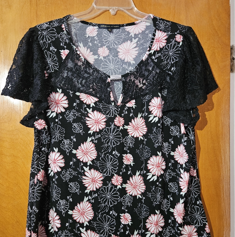 Adrienne Vittadini Black and Pink Flutter Sleeve Blouse